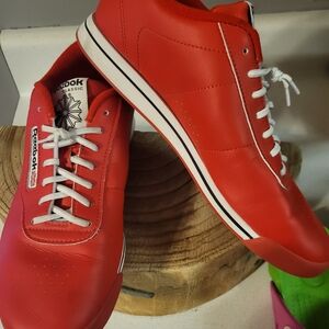 Reebok Classic Renaissance Shoes~Women's US Size 8.5~ All Red Excellent!